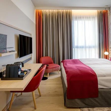 Intercityhotel Berlin Airport Ber Terminal 1 & 2 Hotel 4*