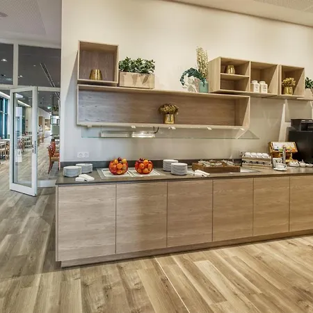 Hotel Intercityhotel Berlin Airport Ber Terminal 1 & 2 4*