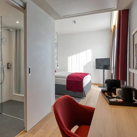 Hotel Intercityhotel Berlin Airport Ber Terminal 1 & 2 4*