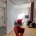 호텔 Intercityhotel Berlin Airport Ber Terminal 1 & 2 4*