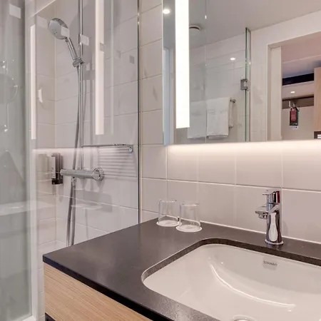 Intercityhotel Berlin Airport Ber Terminal 1 & 2 쇼네펠드