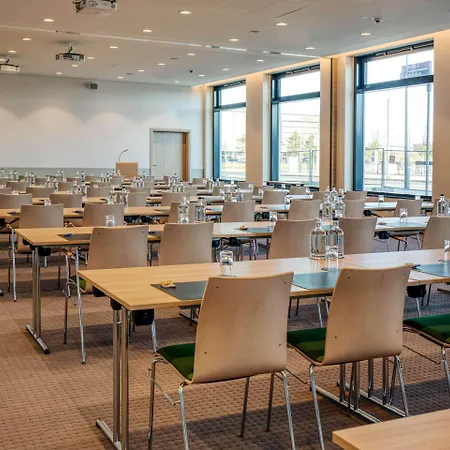 Intercityhotel Berlin Airport Ber Terminal 1 & 2 Hotel