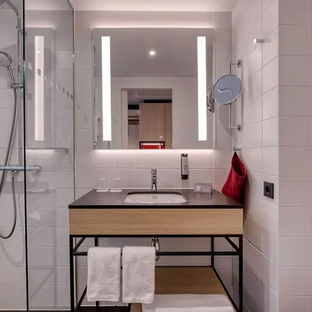 Hotel Intercityhotel Berlin Airport Ber Terminal 1 & 2 4*