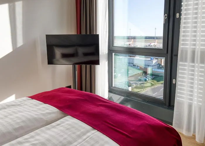 Intercityhotel Berlin Airport Ber Terminal 1 & 2 4*
