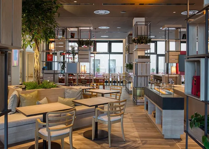 호텔 Intercityhotel Berlin Airport Ber Terminal 1 & 2 4*