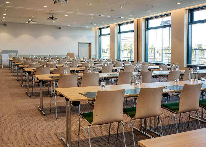 Intercityhotel Berlin Airport Ber Terminal 1 & 2 호텔